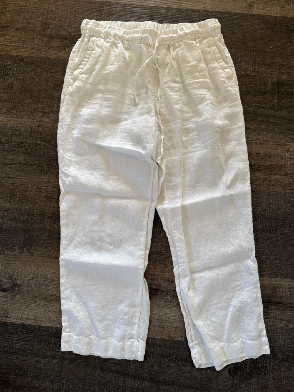 Women’s Croppped White Linen Ankle Pants
